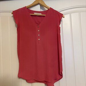 Ann Taylor LOFT Flutter Sleeve Blouse XS Xtra Small Pink Gold Buttons Spring